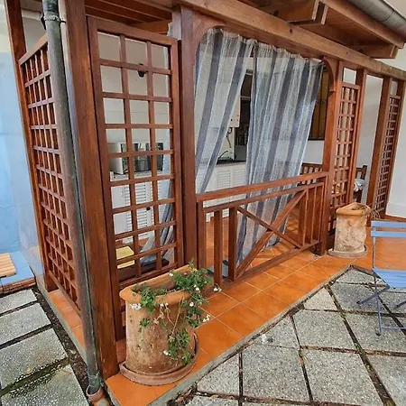 House With Garden * クエルチアネッラ